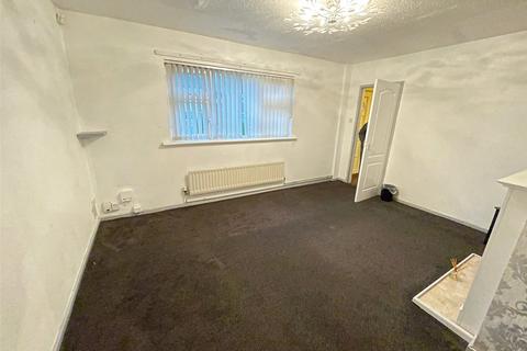 3 bedroom semi-detached house for sale, Blackshaw Drive, Bradford, West Yorkshire, BD6