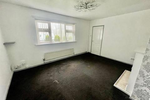 3 bedroom semi-detached house for sale, Blackshaw Drive, Bradford, West Yorkshire, BD6