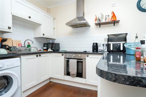 2 bedroom flat to rent, London Road, Maidstone, ME16