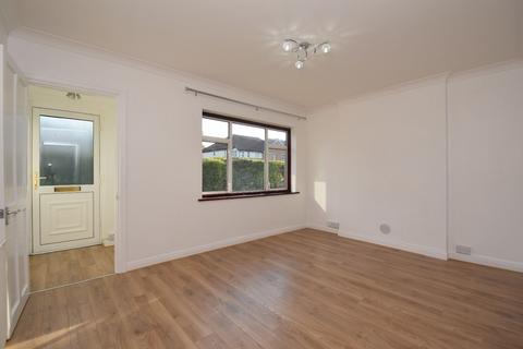 2 bedroom maisonette to rent, Audley Court, Pinner HA5