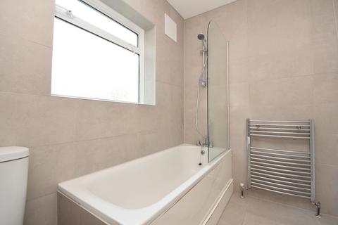 2 bedroom maisonette to rent, Audley Court, Pinner HA5