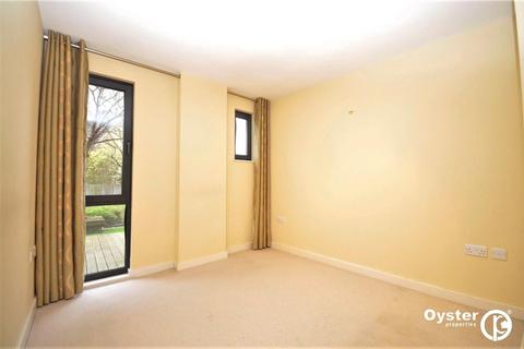 2 bedroom flat for sale, 1 Friern Barnet Road, London, N11