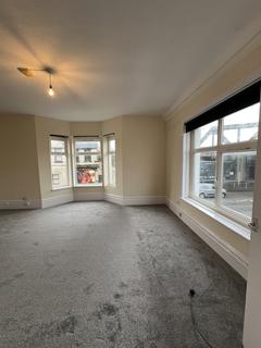 3 bedroom maisonette to rent, Chepstow Road, Newport NP19