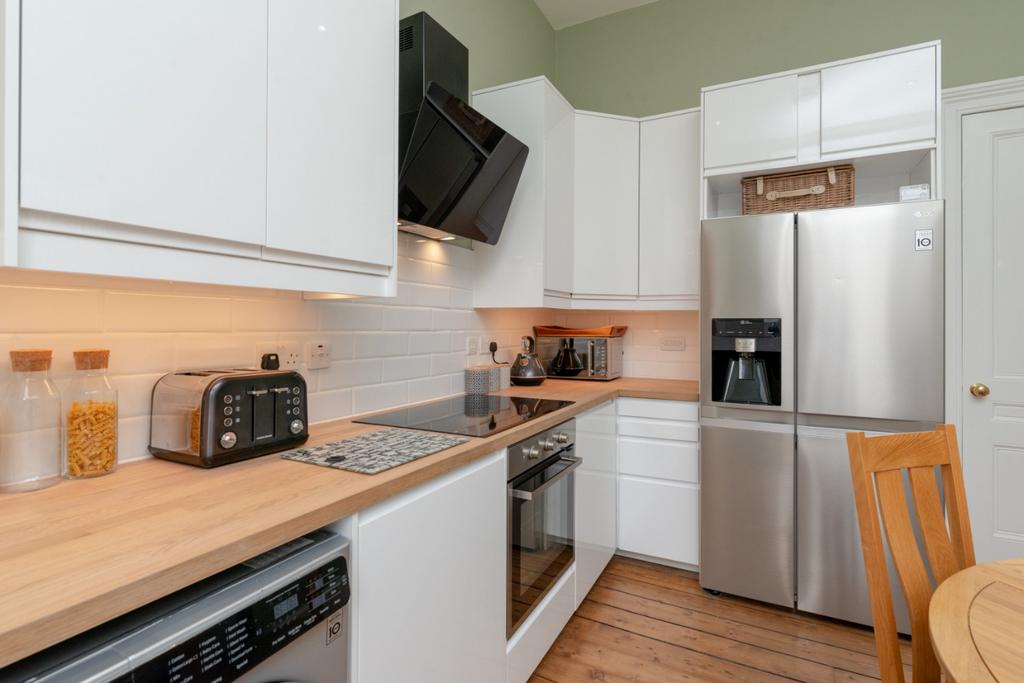 Admiral Terrace 7