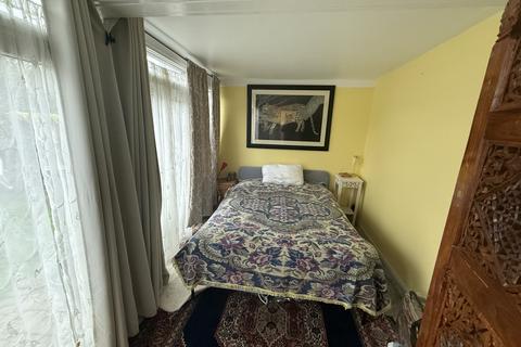 undefined, Slough, SL3