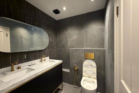 3 bedroom apartment to rent - Cliveden Place, London