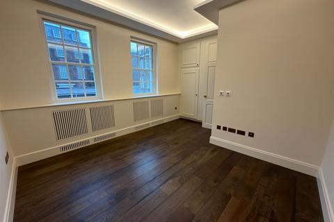 undefined, Cliveden Place, London