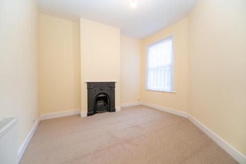 2 bedroom flat for sale, Leyton, E10