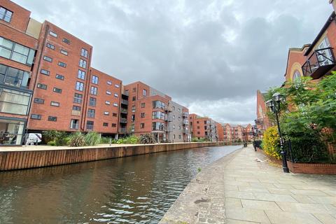 2 bedroom apartment to rent, The Quantum, Chapeltown Street, Manchester, M1 2BH