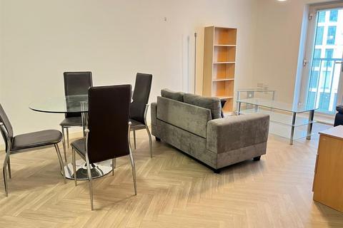 2 bedroom apartment to rent, The Quantum, Chapeltown Street, Manchester, M1 2BH