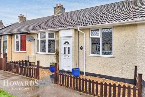 3 bedroom terraced bungalow for sale, Ship Road, Pakefield