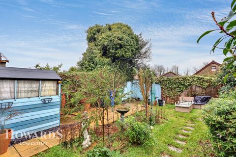 3 bedroom terraced bungalow for sale, Ship Road, Pakefield