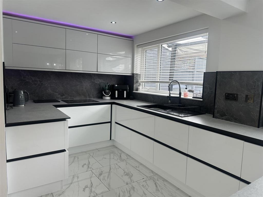 Open Plan Kitchen/Diner