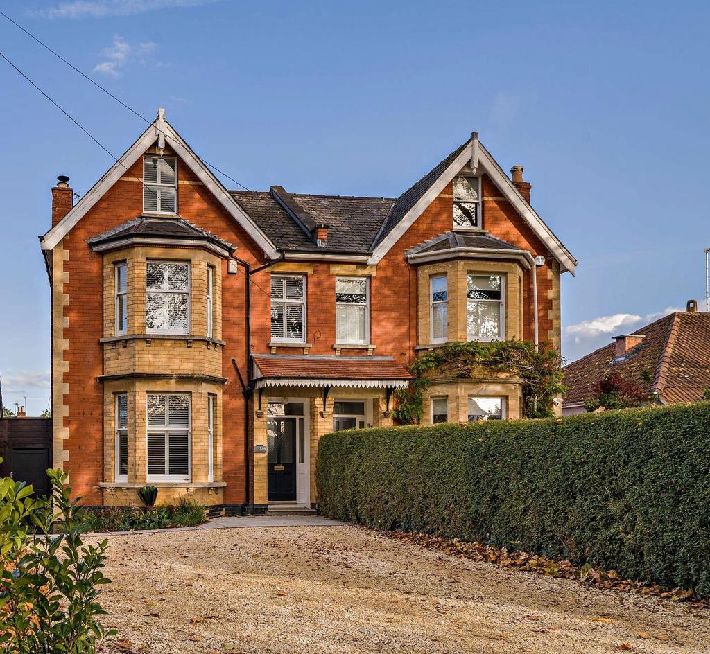 Leckhampton Home