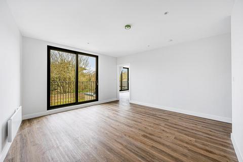 2 bedroom apartment to rent, Paddenswick Road, London