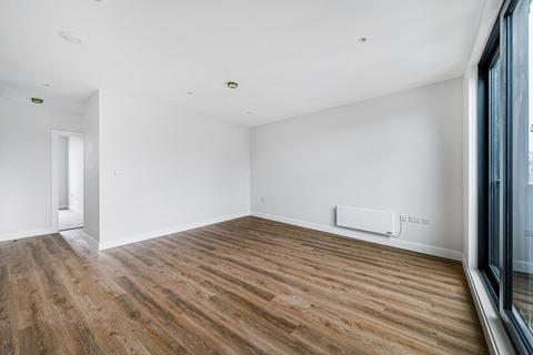 2 bedroom apartment to rent, Paddenswick Road, London