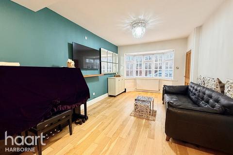3 bedroom semi-detached house to rent, Margaret Grove, Harborne