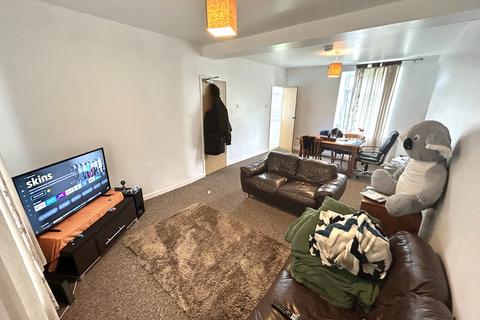 3 bedroom house to rent, Cliff Terrace, Treforest CF37