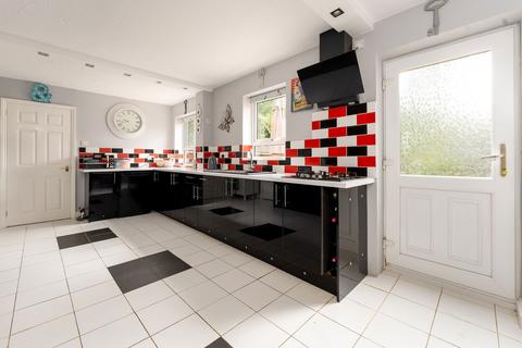 undefined, Gaveston Gardens, Banbury OX15