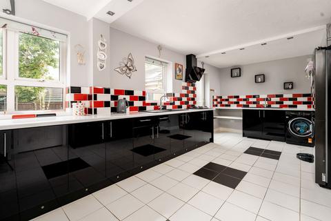 undefined, Gaveston Gardens, Banbury OX15