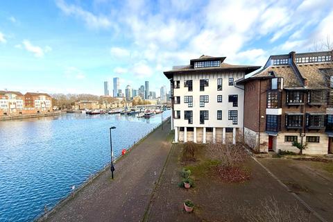 1 bedroom apartment for sale, Rope Street, London SE16