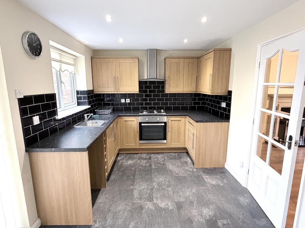Kitchen 2