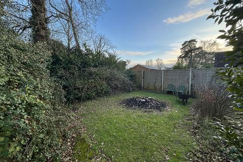 2 bedroom detached bungalow for sale, Solent Road, Dibden Purlieu, SO45