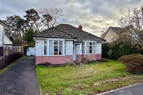2 bedroom detached bungalow for sale, Solent Road, Dibden Purlieu, SO45