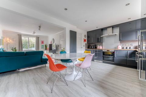 4 bedroom semi-detached house for sale, Kevill Davis Drive, Little Plumstead