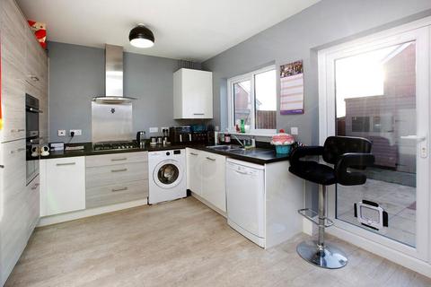 3 bedroom terraced house for sale, Osprey Grove, Dawlish EX7