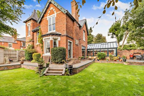 4 bedroom detached house for sale, Pargeter Street, Stourbridge DY8