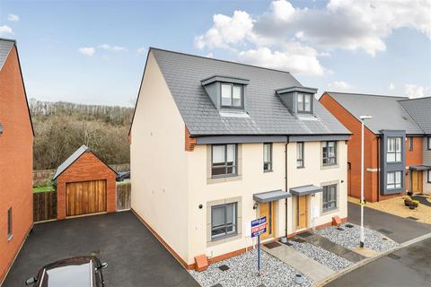 Lucius Avenue, Keynsham, Bristol