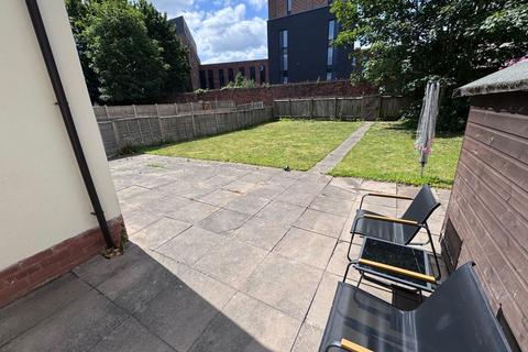 1 bedroom in a house share to rent, 65 - 67 Lower Ford Street, Coventry, CV1