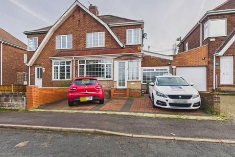 Cliff Closes Road, Scunthorpe DN15