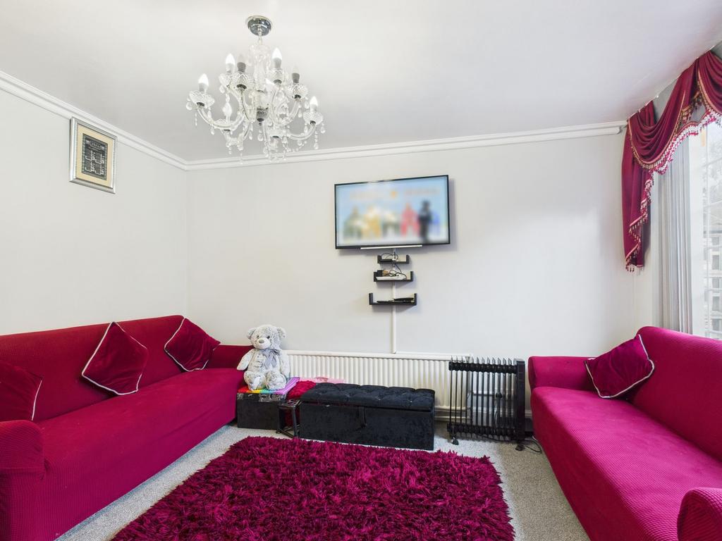 Lounge / Dining Room