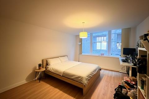 2 bedroom apartment to rent, Hilton Street, Manchester, M1