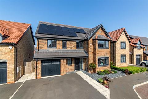 4 bedroom detached house for sale, Asturian Way, Fenham, NE4