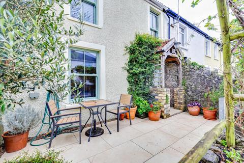 2 bedroom cottage for sale, Philadelphia Road, Porthcawl, Bridgend County Borough, CF36 3DP