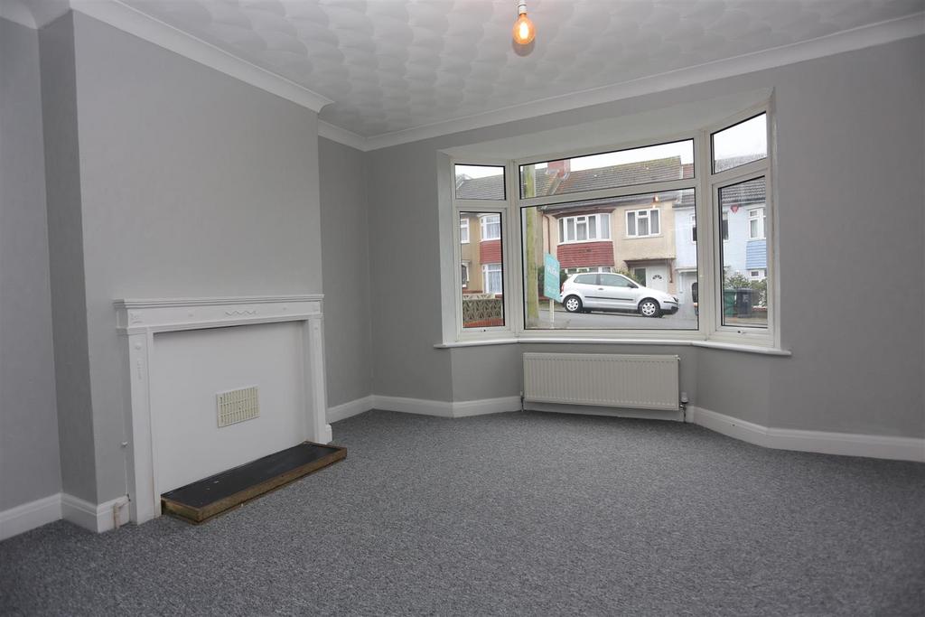 17 Eastbourne Road (11).JPG
