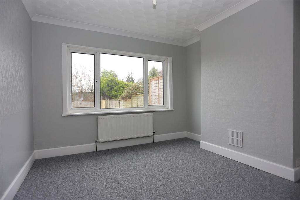 17 Eastbourne Road (12).JPG