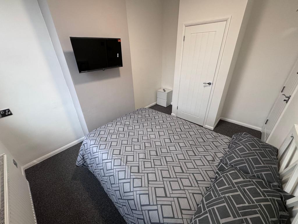 Room 9