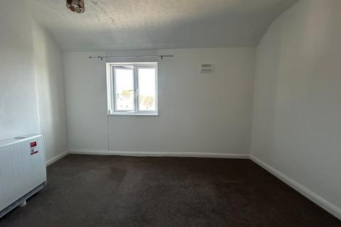 1 bedroom property to rent, Chamberlaine Road, Weymouth DT4