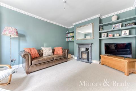 4 bedroom semi-detached house to rent, Station Road, Drayton, NR8
