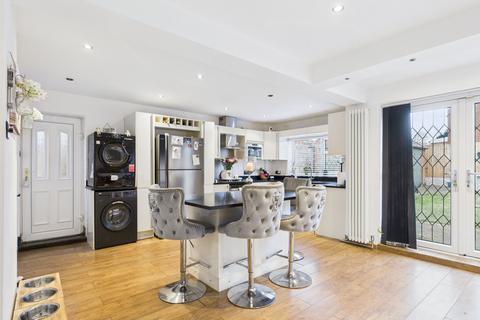3 bedroom semi-detached house for sale, Birchwood Road, Scunthorpe DN16