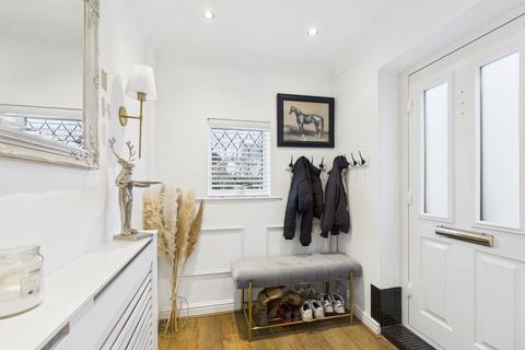 3 bedroom semi-detached house for sale, Birchwood Road, Scunthorpe DN16