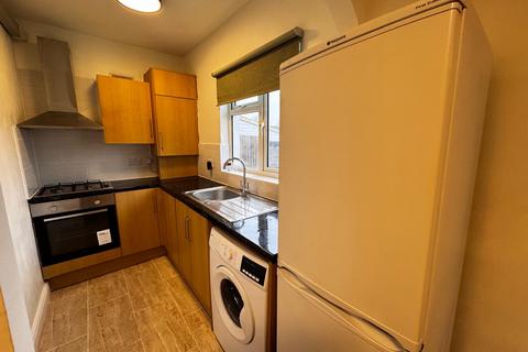 1 bedroom flat to rent, Eastcote Lane, Harrow, HA2