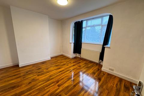 1 bedroom flat to rent, Eastcote Lane, Harrow, HA2
