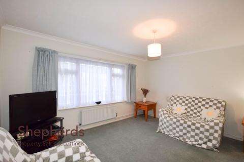 2 bedroom flat for sale, Bellamy Road, Cheshunt EN8