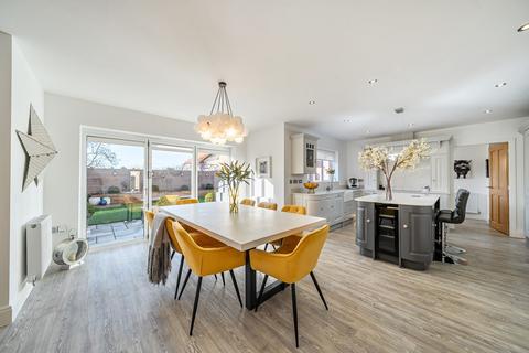 5 bedroom detached house for sale, 35 Willow Drive, North Yorkshire, HG3