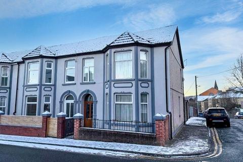 3 bedroom end of terrace house for sale, The Walk, Ebbw Vale, Blaenau Gwent, NP23 6AY